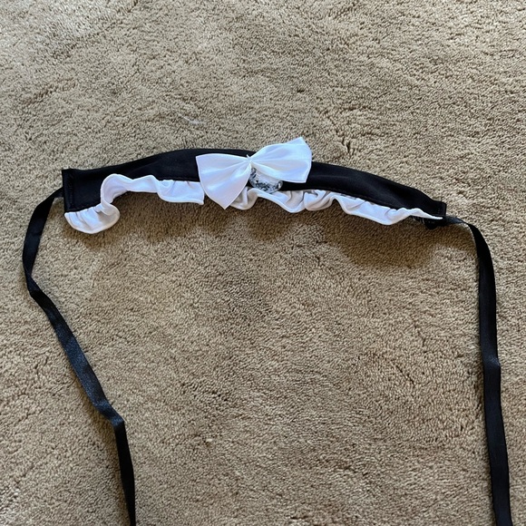 Full French maid costume with accessories, size medium - Picture 8 of 9